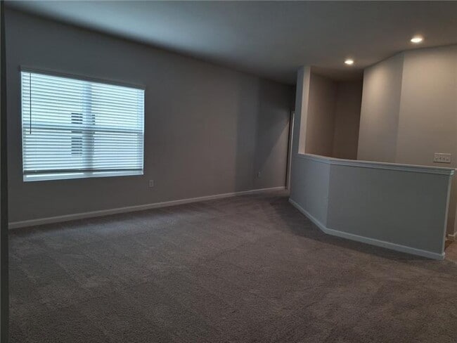 Building Photo - 84 Green Love Ln