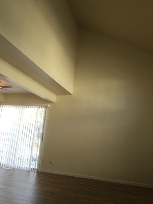 Building Photo - 263 Acorn Dr