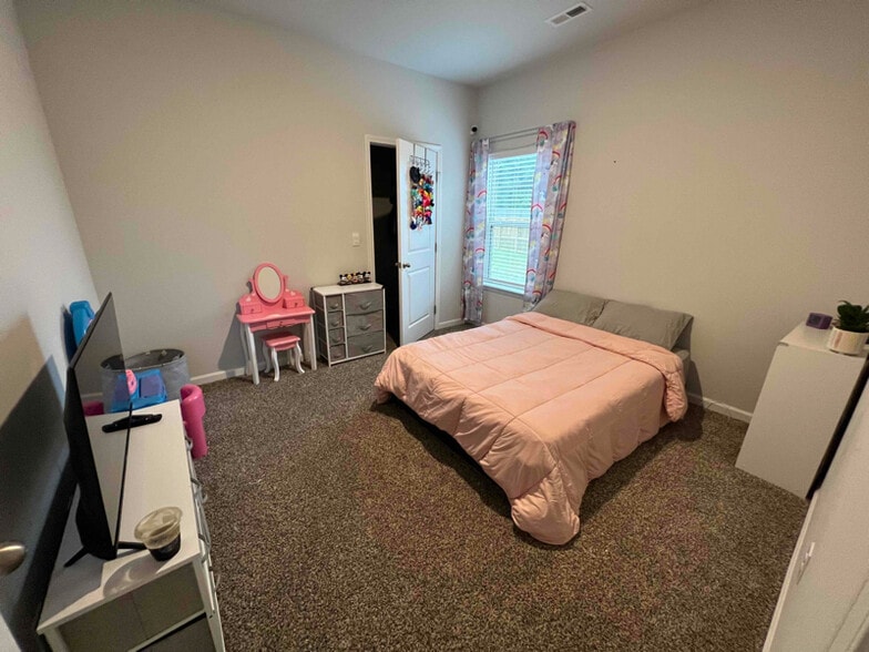 Building Photo - 13234 Billet Dr