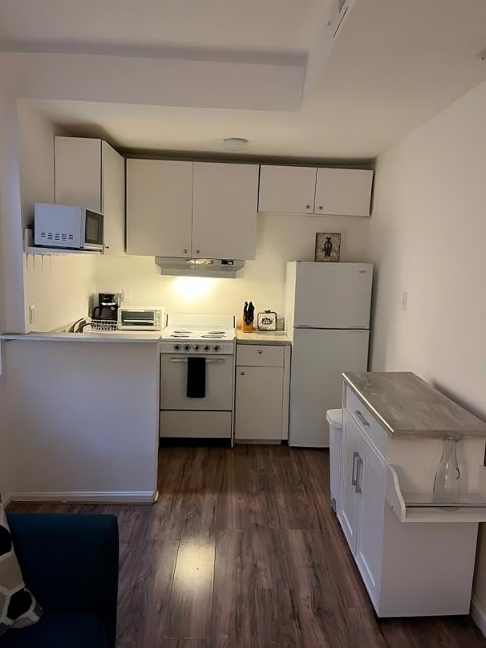 Smart kitchen - 1901 E Lombard St