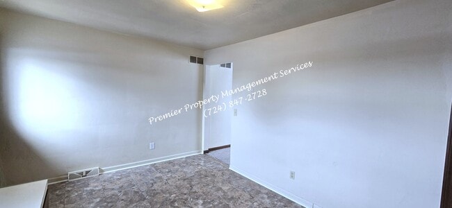 Building Photo - 268 Mohawk School Rd