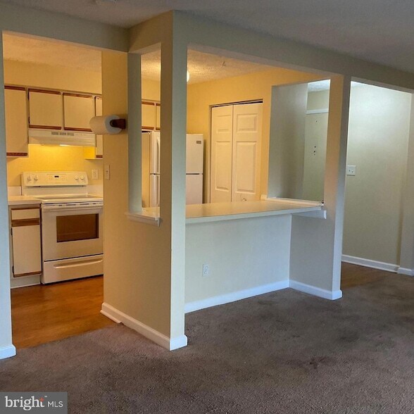 Building Photo - 3502 Lochearn Ct