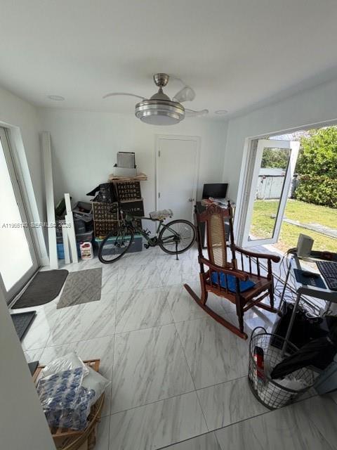 Building Photo - 311 SW 44th Ave