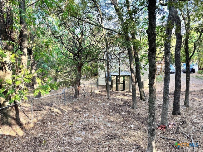 Building Photo - 899 Hillyer St