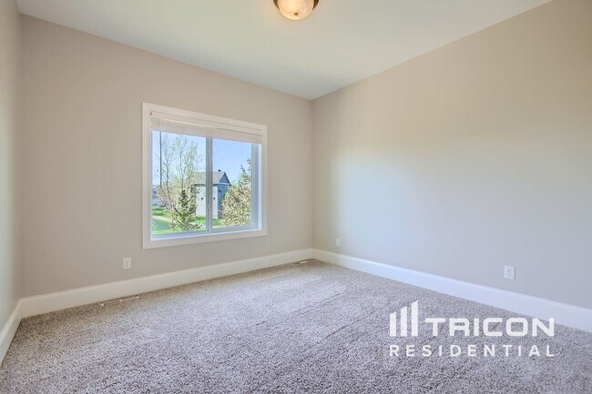 Building Photo - 19280 Castle Ct