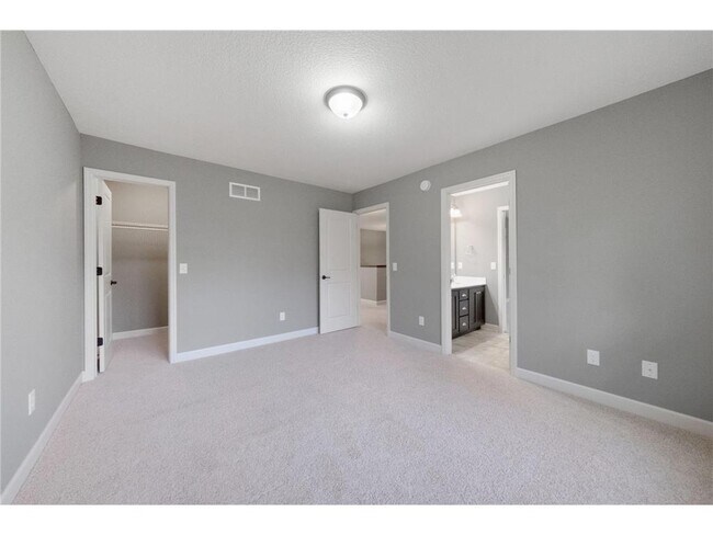 Building Photo - 16810 51st Pl N