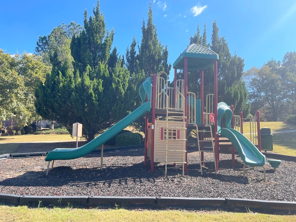 Community playground - 2650 Royston Dr