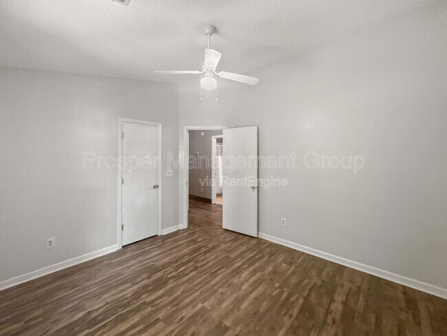 Building Photo - 8108 Halifax Way