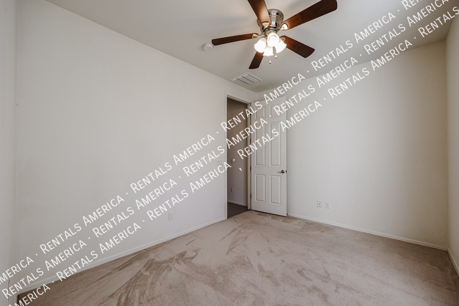 Building Photo - 15734 W McKinley St