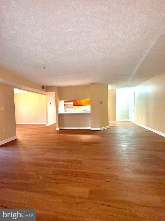 Building Photo - 6000 St Ignatius Dr