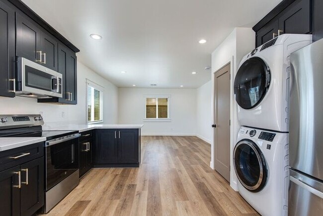 Building Photo - 2bedroom Casita