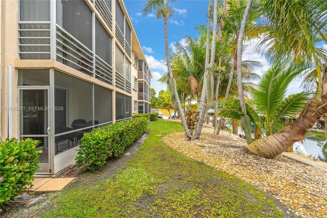 Building Photo - 4502 N Federal Hwy