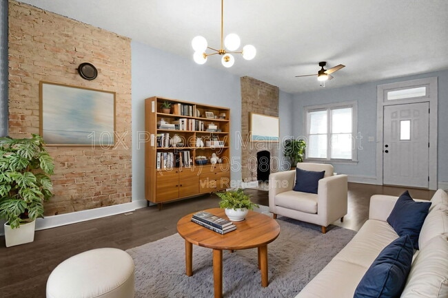 Building Photo - 614 Lilley Ave