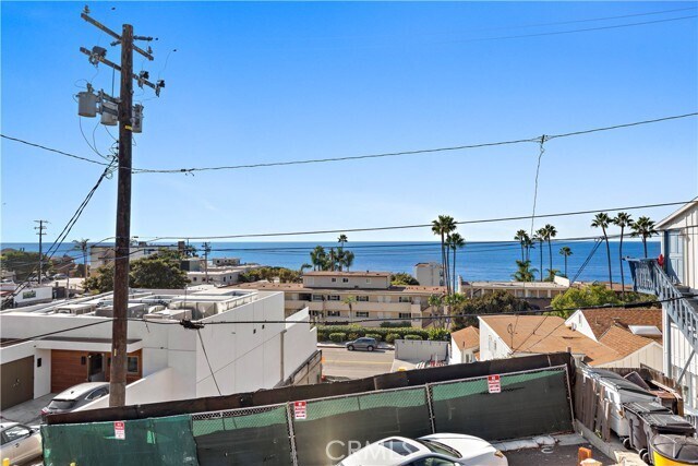 Building Photo - 668 Ramona Ave