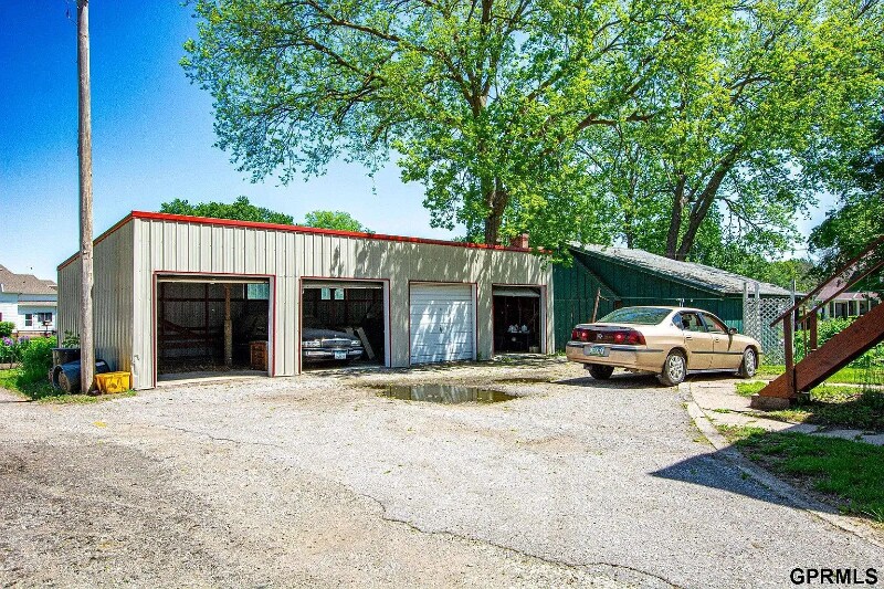 Building Photo - 1410 7th St