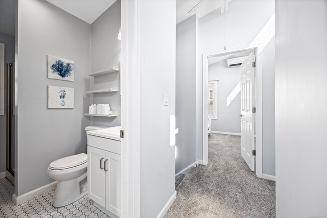 Building Photo - 28 Brookdale Ave