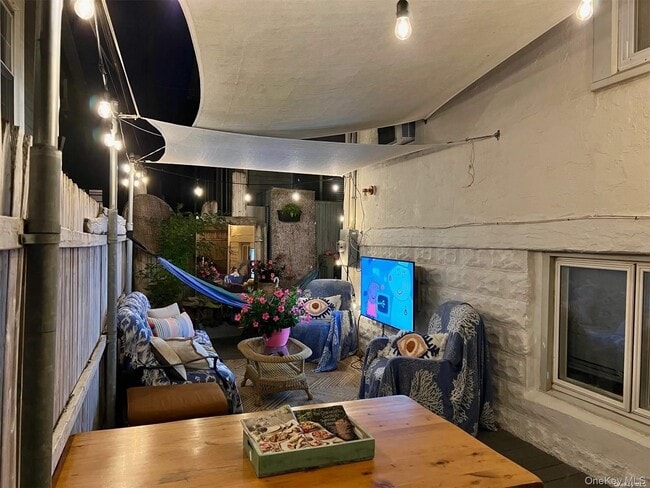 Building Photo - 26 Illinois Ave