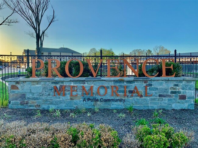 Building Photo - 10942 Cannes Memorial Dr