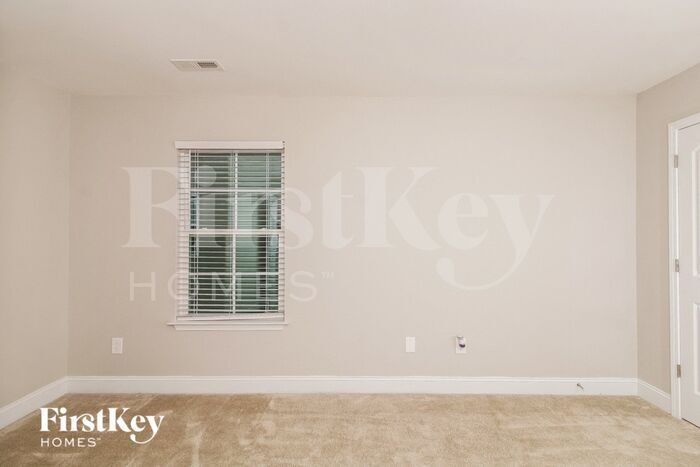 Building Photo - 5217 Harvest Oak Dr