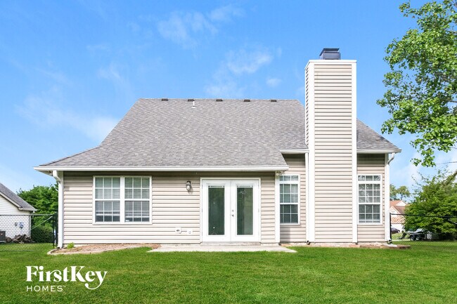 Building Photo - 6753 Long Run Dr
