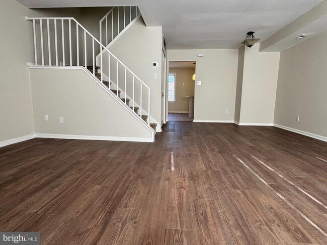 Building Photo - 3179 Burnley Pl