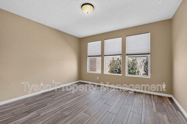 Building Photo - 8727 Placitas Roca Rd