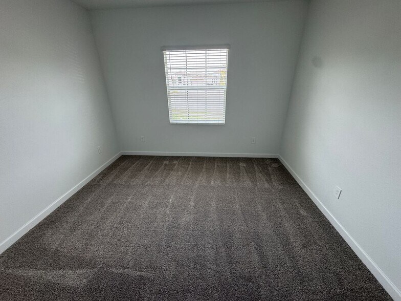 Building Photo - 4298 Eastminster Rd