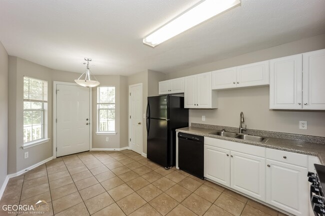 Building Photo - 43 Keith's Ct