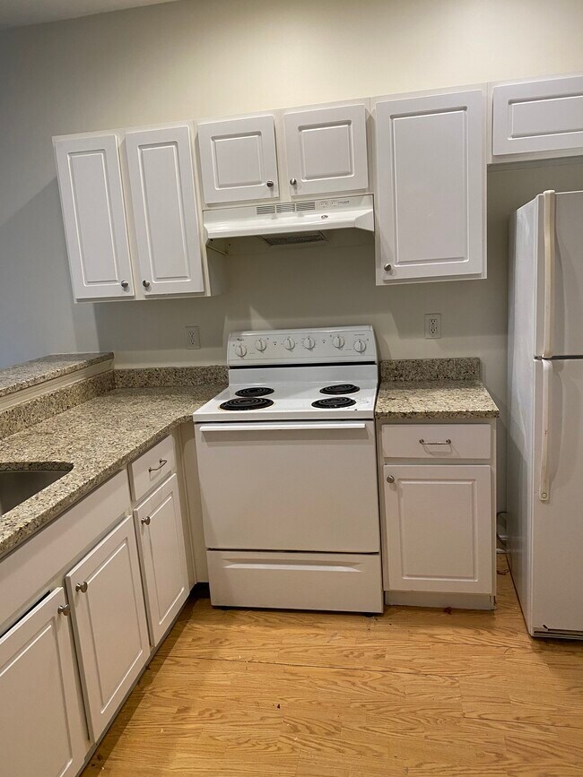 Building Photo - 4049 Spyglass Hill