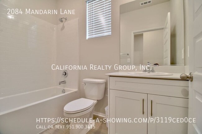 Building Photo - 2084 Mandarin Ln