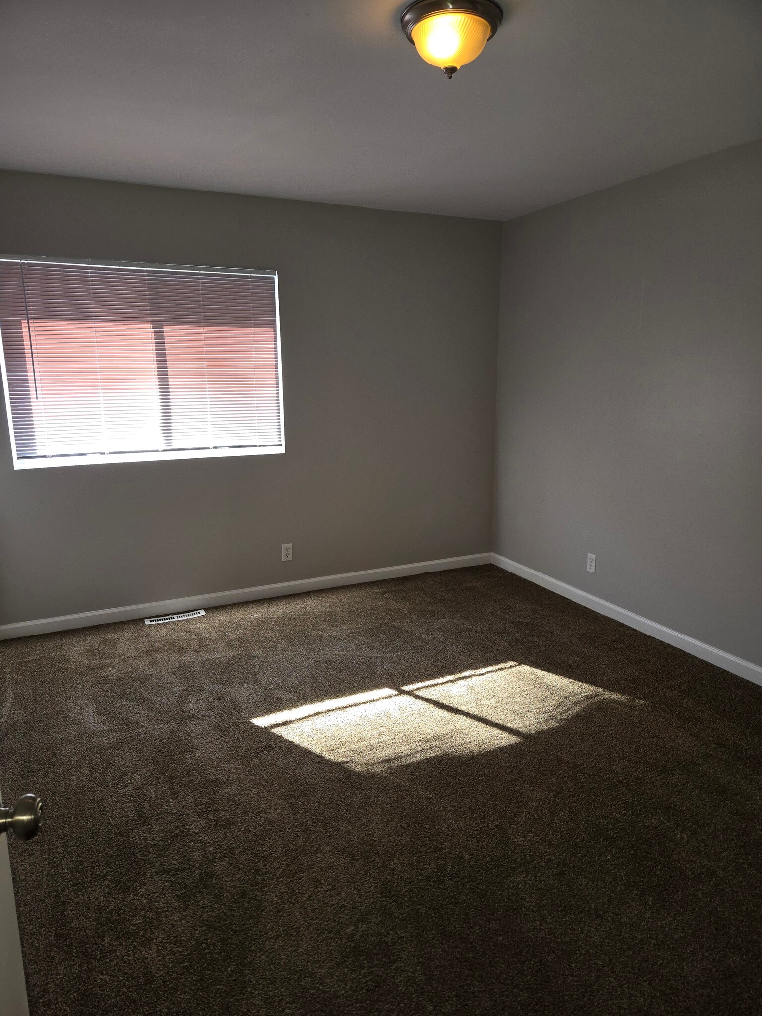 3rd Bedroom - 120 W North Ave