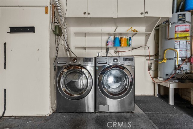 Building Photo - 9558 Swinton Ave