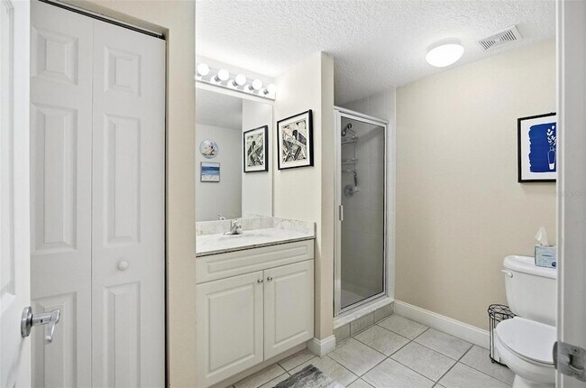 Building Photo - 60 Surfview Dr