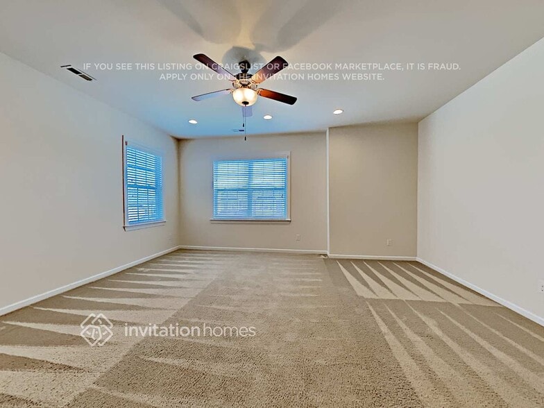 Building Photo - 10672 Sky Chase Ave NW