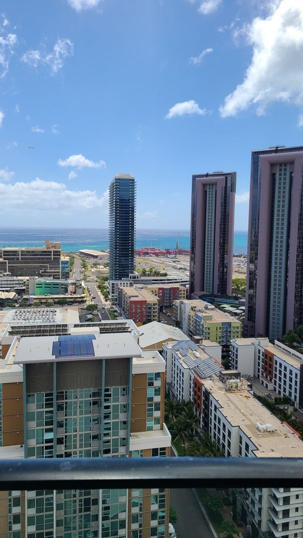 Building Photo - Brand New Kakaako Ililani Condo 2 bedroom ...