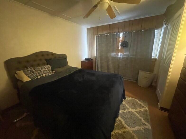 Building Photo - 122 Washington St