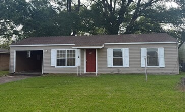 Building Photo - FOR RENT in LAFAYETTE!