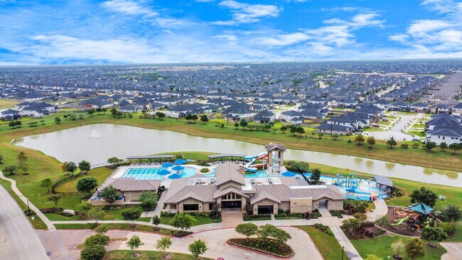 Building Photo - 3014 Jackmans Diamond