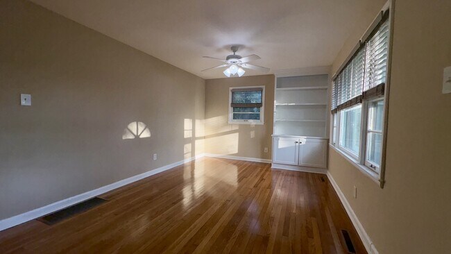 Building Photo - 1474 Townley Dr