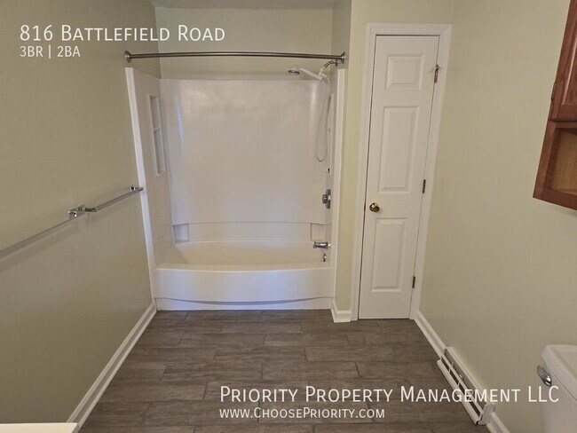 Building Photo - 3BR 2BA Single Family Home, Ft Defiance