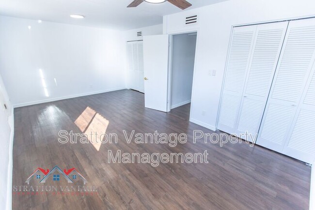 Building Photo - 4935 N 43rd St