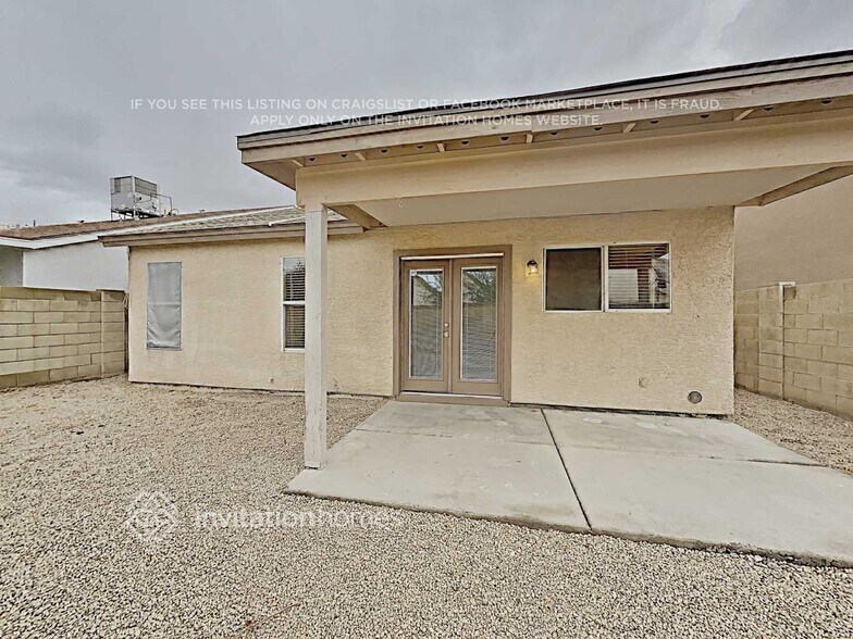 Building Photo - 9110 N 73rd Ln