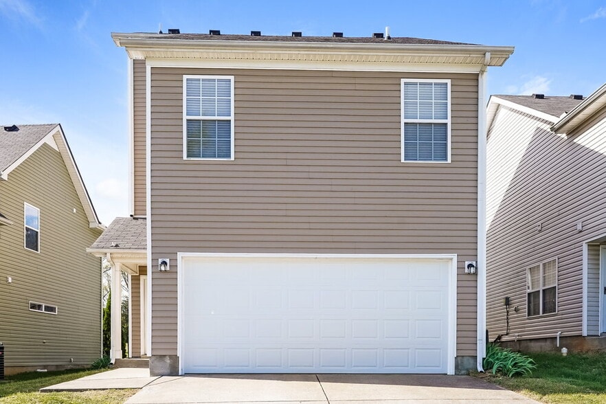 Building Photo - 1428 Sprucedale Dr