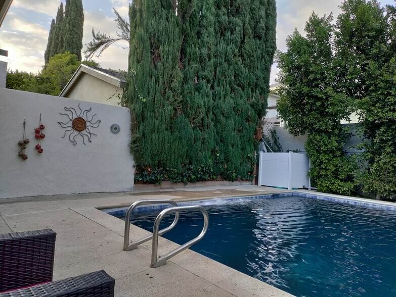 Heated Pool - 15707 Varden St