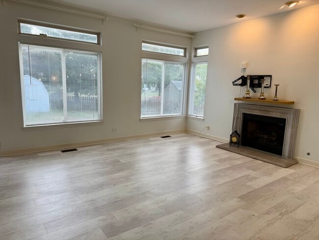 Building Photo - 7503 Korbel Dr