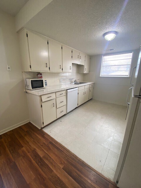 Building Photo - 1702 Kimbrough St