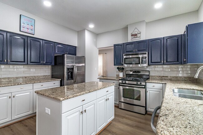 Building Photo - 276 Pembrook Ln