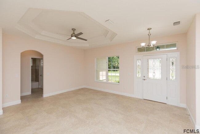 Building Photo - 26 Pitt Ln