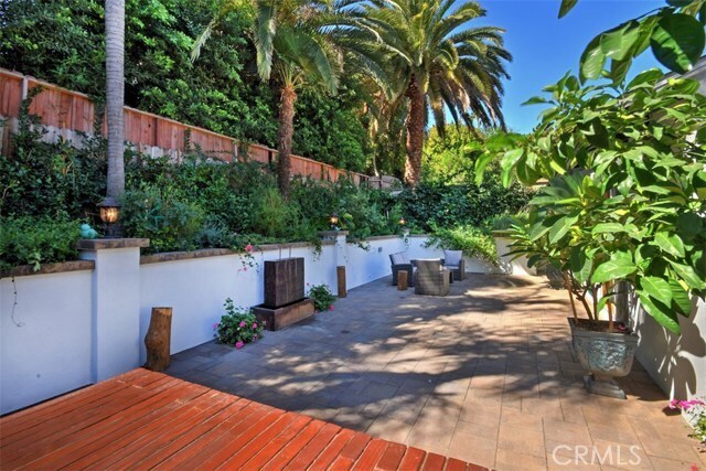 Building Photo - 15128 Valley Vista Blvd