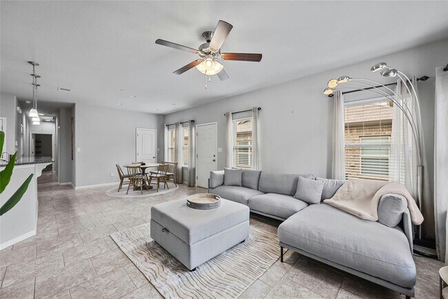 Building Photo - 2214 S Lakeline Blvd